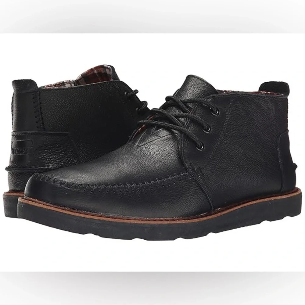 Like New TOMS Chukka Leather Boot Black Full Grain Pebble Leather 12 US